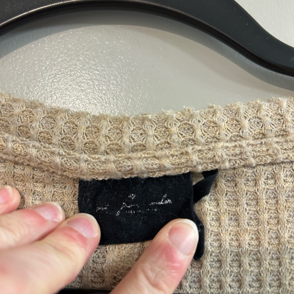 Urban Outfitters Beige Waffle Knit Henley - Picture 2 of 6